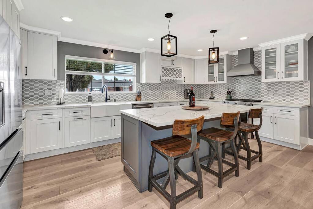 Huntington Beach, Ac, Pool, Hot Tub, Detached Office, Close To Beach, Outside Entertaining Area Esterno foto