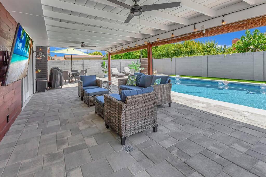 Huntington Beach, Ac, Pool, Hot Tub, Detached Office, Close To Beach, Outside Entertaining Area Esterno foto