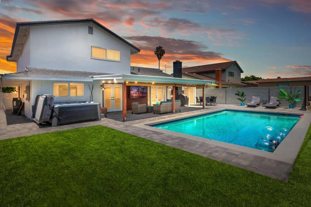 Huntington Beach, Ac, Pool, Hot Tub, Detached Office, Close To Beach, Outside Entertaining Area Esterno foto